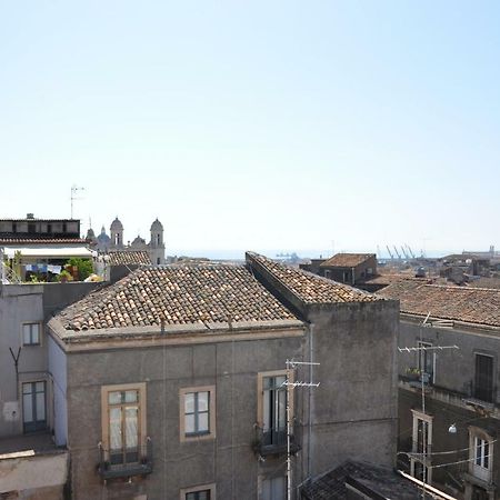La Terrazza Di Rosy Apartment คาตาเนีย ภายนอก รูปภาพ
